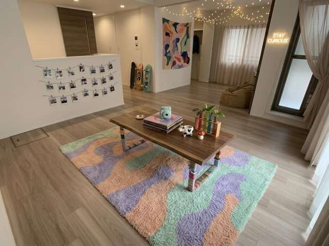 画像中の家具はAIにより配置加工しているため、付属しません