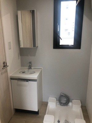 【洗面所】 | SUN VALLEY 日本橋永代通り | コンパクトで使いやすい洗面所