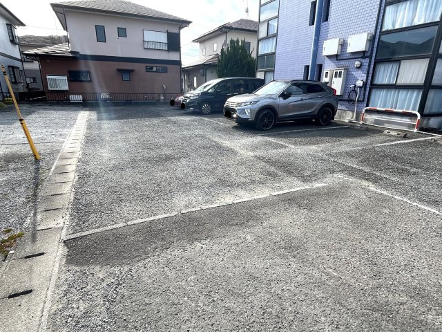 コーポ・南風の駐車場