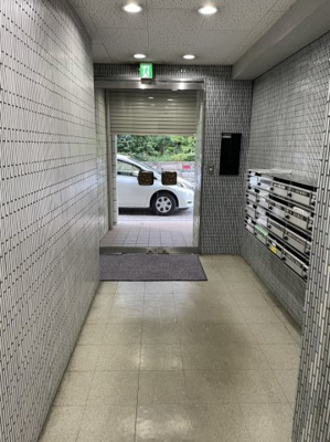 【エントランス】 | 開発センタービル