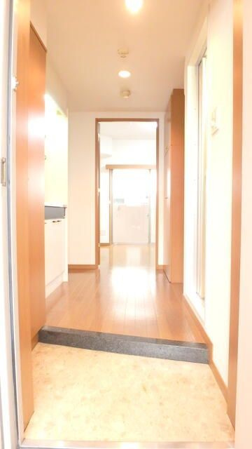 ロアール御茶ノ水順天堂大学前の玄関