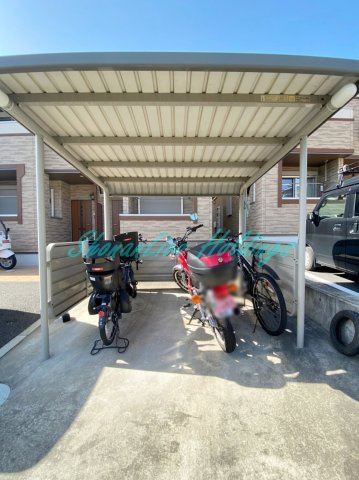 グランソレイユ　ウエストのその他共用部分|自転車・バイク駐輪可