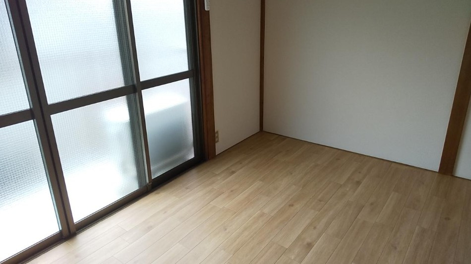 ハイム田中の居間・リビング