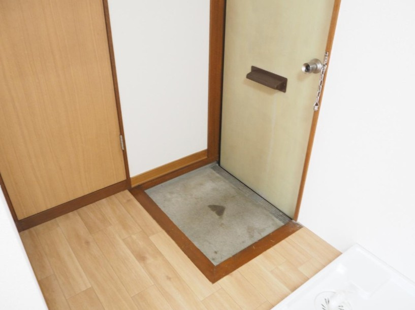 ハイム田中の玄関