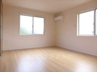 広島市安佐北区可部南１丁目のアパートの居間・リビング