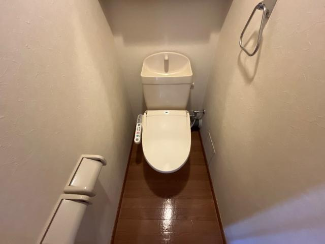 【トイレ】 | トラッドハウス愛宕 | シャワー付トイレ