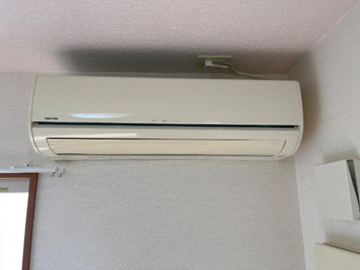 【設備】 | トラッドハウス愛宕 | リビングエアコン