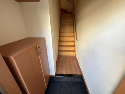 【玄関】 | トラッドハウス愛宕 | 玄関