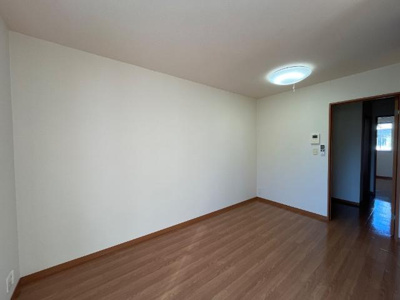 【居間・リビング】 | トラッドハウス愛宕 | リビング