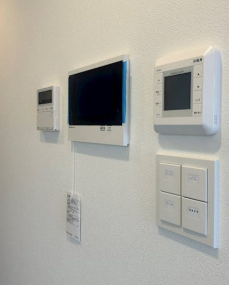 ZOOM新宿御苑前のセキュリティ|モニター付きインターホン(別室参考写真)