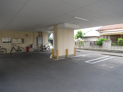 【駐車場】 | メゾン静華