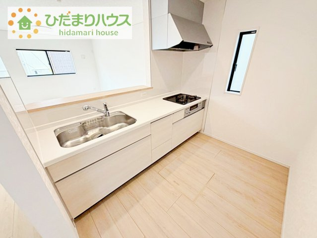 【キッチン】 | 取手市新町第13　新築戸建　2号棟 | 料理をしながらでも、ご家族との会話を楽しめる対面式キッチン♪
