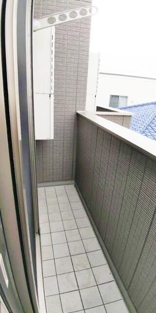 ジョリーメゾン高松のバルコニー