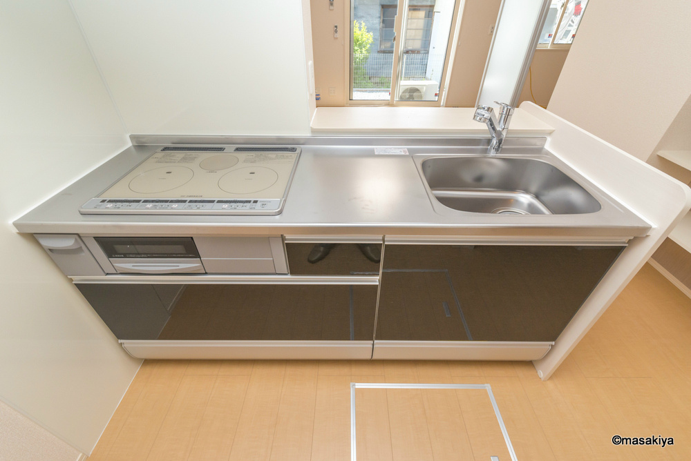 プリエのキッチン|カウンターキッチン　IHクッキングヒーター付き