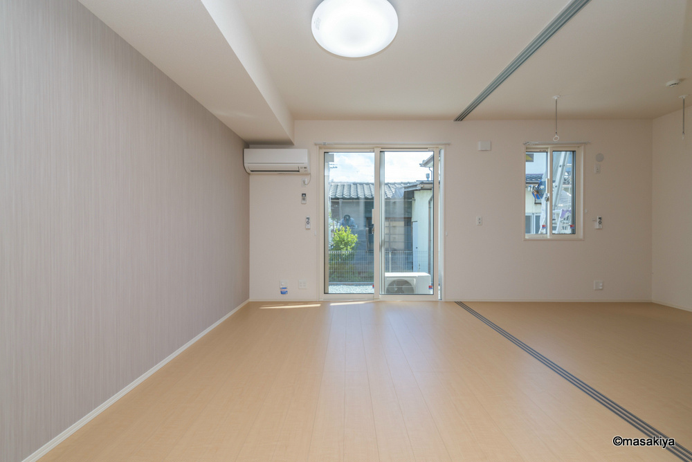 プリエの居間・リビング|リビング