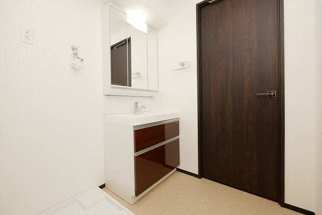 大阪市港区波除５丁目の賃貸マンションの独立洗面台