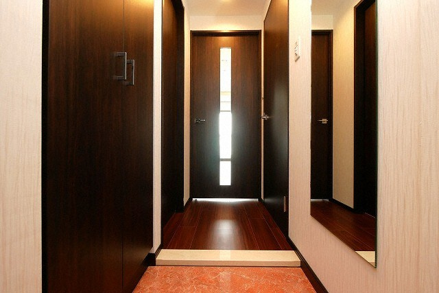 大阪市港区波除５丁目の賃貸マンションの玄関