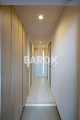 福岡市中央区鳥飼３丁目の賃貸マンションの玄関