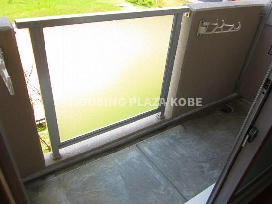 アートプラザ神戸西のバルコニー