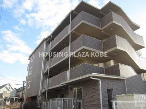 アートプラザ神戸西の外観