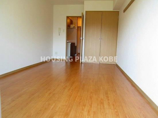 アートプラザ神戸西の居間・リビング