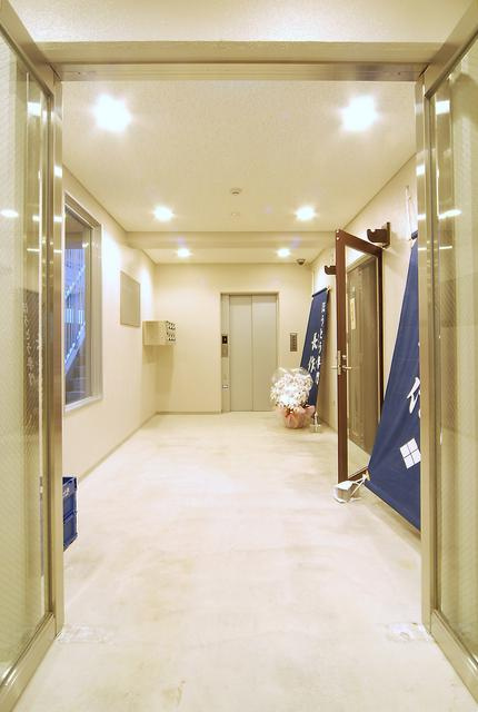 府中市宮西町２丁目の賃貸マンションのロビー