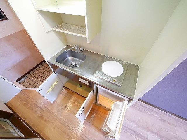 シティパレスあやめ池Ｐ８のキッチン|コンパクトなキッチンで掃除もラクラク