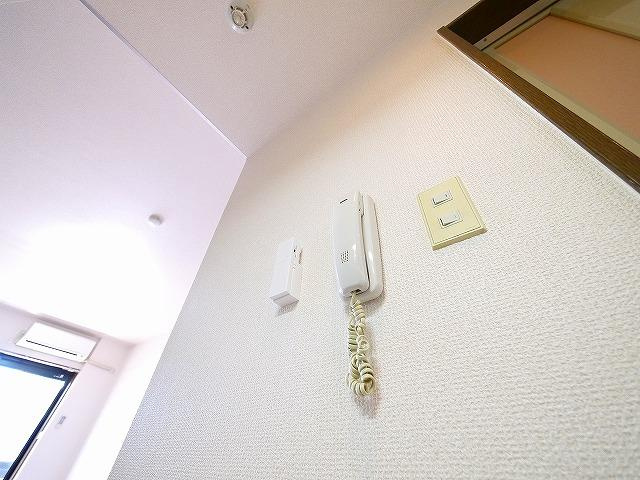 シティパレスあやめ池Ｐ８のセキュリティ|インターホン