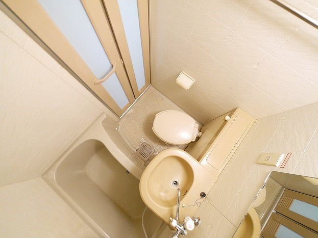 シティパレスあやめ池Ｐ８の浴室|日々の暮らしに欠かせないお風呂です