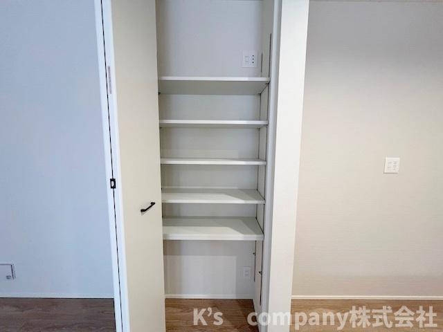 ◎高座郡寒川町小谷1丁目　新築戸建　D号棟の収納|キッチン収納付き◇◇