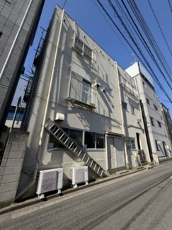 【エントランス】 | 高井戸東３丁目ビル | 近隣商業地域の土地となります。建ぺい率80％、容積率300％の地域です。