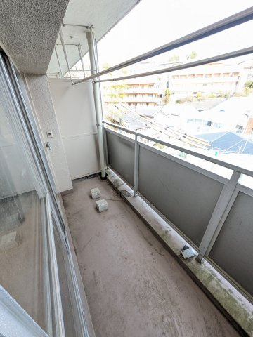 日吉第3コーポB棟のバルコニー
