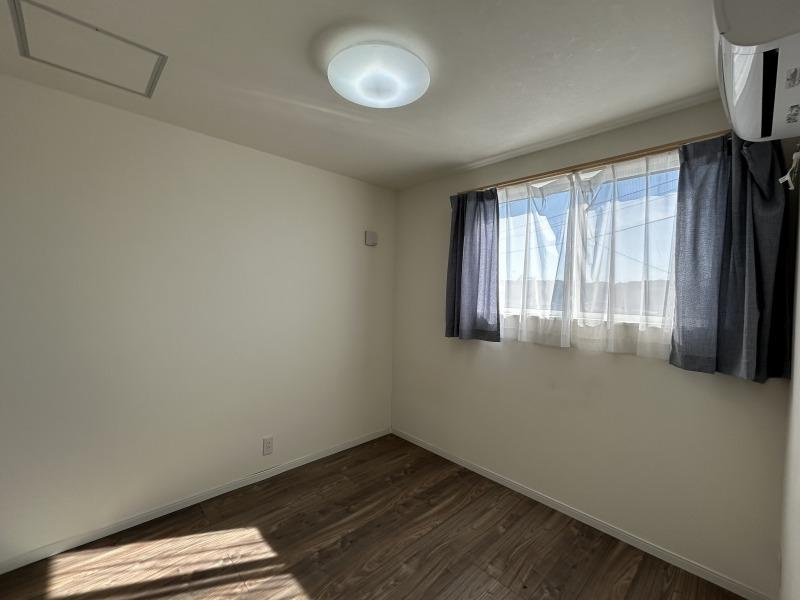 一宮しなね　中古戸建　（築浅物件）の洋室