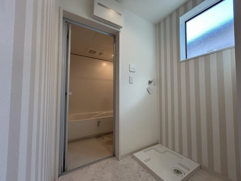 一宮しなね　中古戸建　（築浅物件）の脱衣所