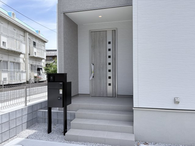 【玄関】 | 熊谷市久下1丁目　新築戸建　全10棟　3号棟