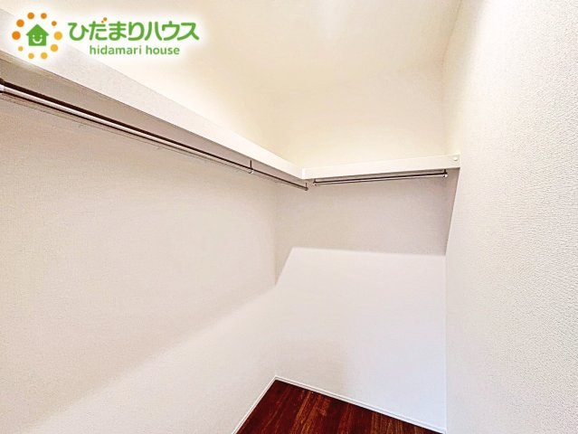 【収納】 | 笠間市吉岡第1　新築戸建 | 人気の設備であるWIC。収納量はもちろん、収納のしやすさもWICの大きなポイントです