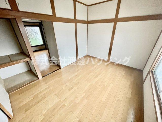 丸川貸家（西側）の洋室