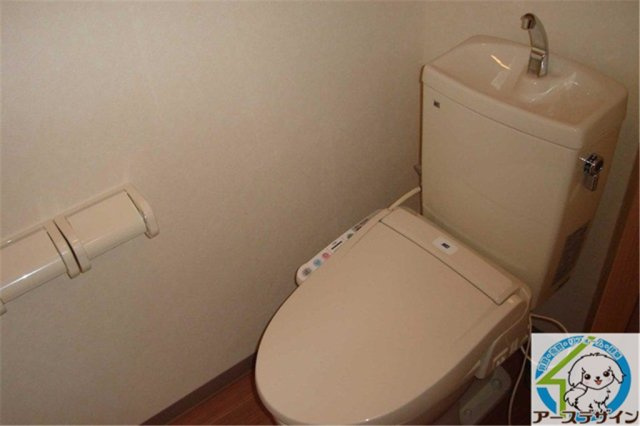 ボンヌール　ナガタのトイレ|パース写真