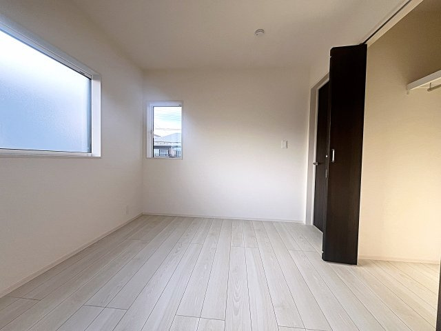 新築戸建・新築建売　福島市南沢又下並松　北沢又小・信陵中の洋室