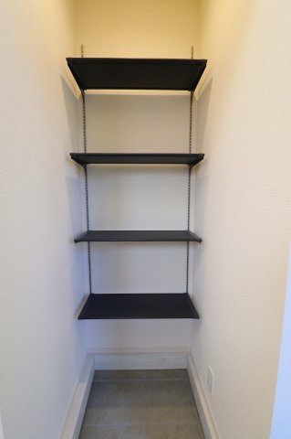 新築戸建・新築建売　福島市南沢又下並松　北沢又小・信陵中の収納|土間収納はベビーカーやカー用品など、外で使用する物の収納に便利です！