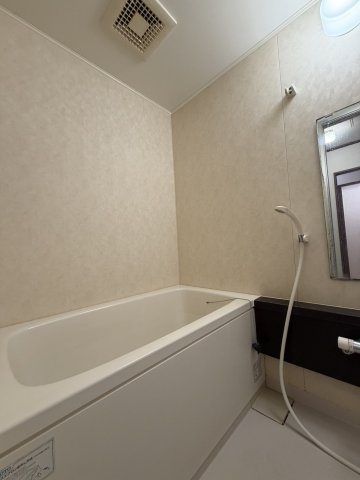 コンフォートJINの浴室