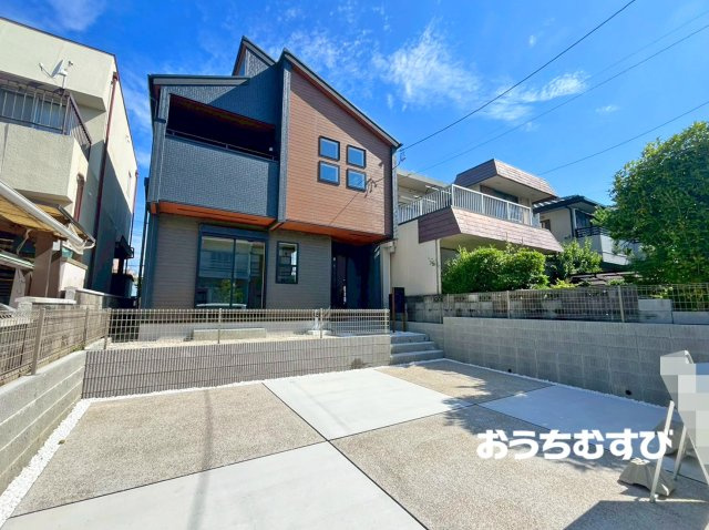 尾張旭市南新町中畑(全1棟)の前面道路含む現地写真