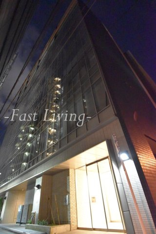 カッシア神田レジデンスのエントランス