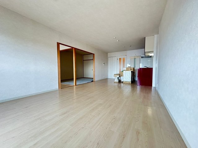 アルフォルスエムの居間・リビング