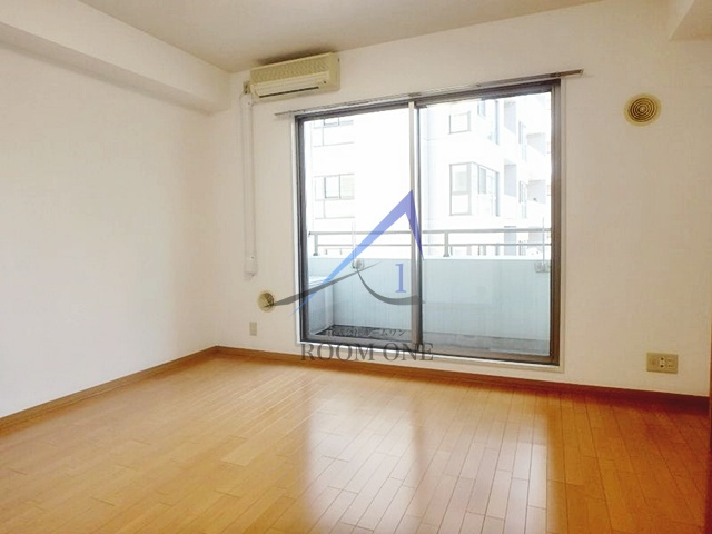 ＣＯＭＯＤＯ水天宮レジデンスの居間・リビング|洋室のお部屋です。