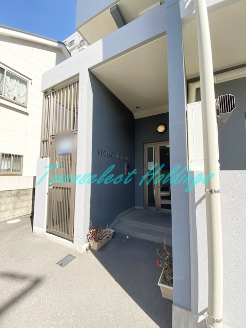 レガーロ平塚のエントランス|清潔感のあるエントランスです♪