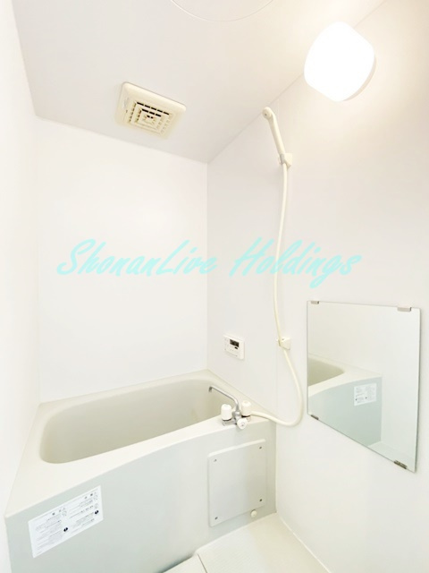 レガーロ平塚の浴室|清潔感のあるお風呂です♪