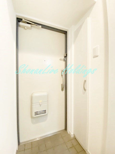 レガーロ平塚の玄関|お履き物が多い方にもおすすめ♪