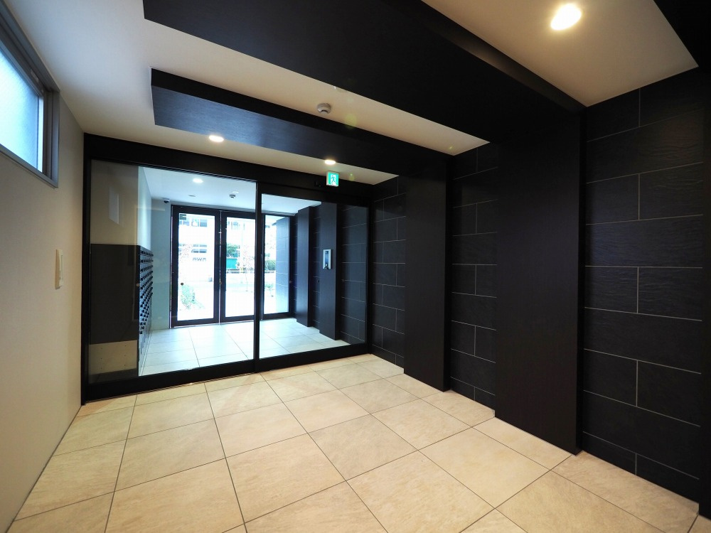 大阪市淀川区木川東３丁目の賃貸マンションのロビー