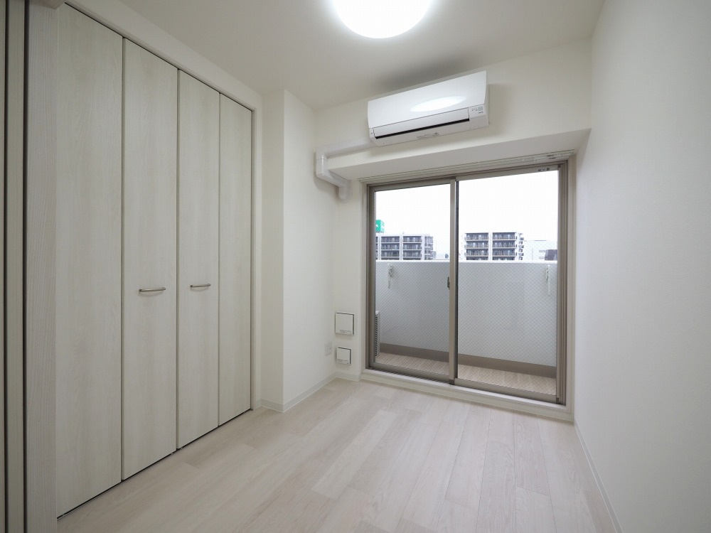 大阪市淀川区木川東３丁目の賃貸マンションの居間・リビング